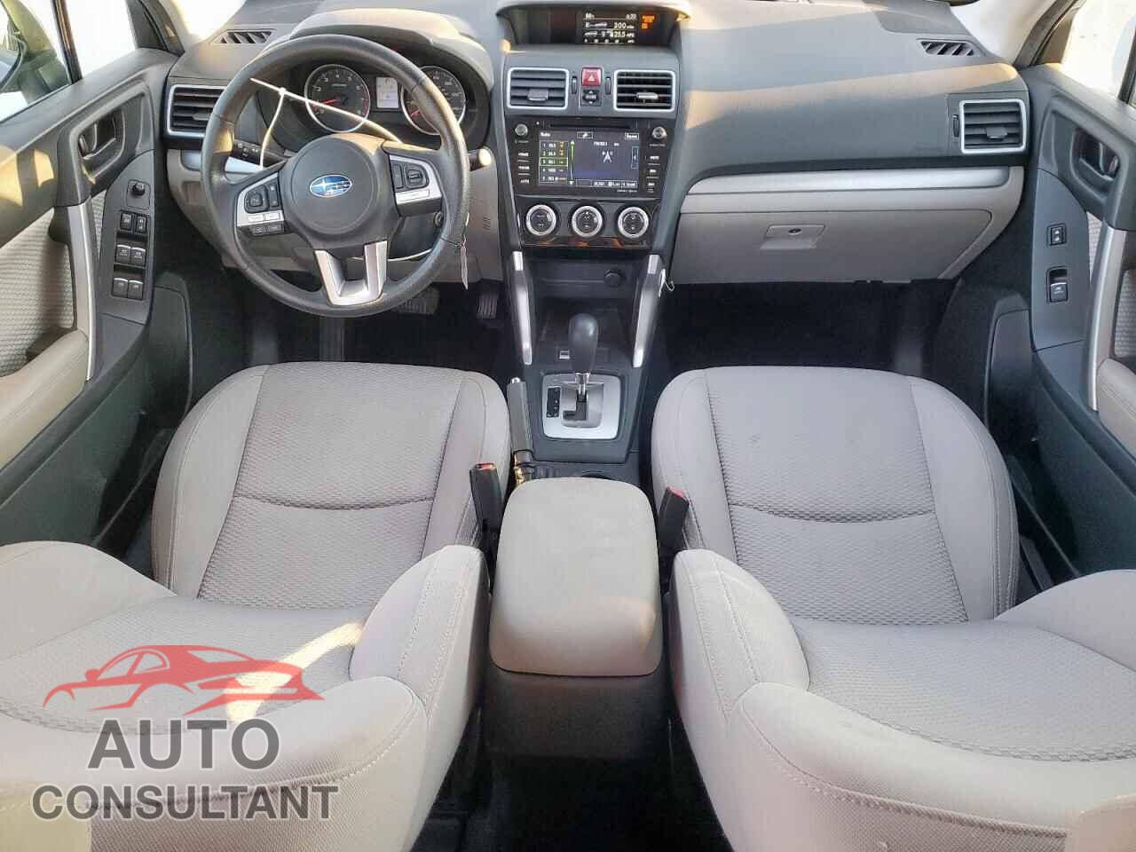 SUBARU FORESTER 2017 - JF2SJADC5HH512965