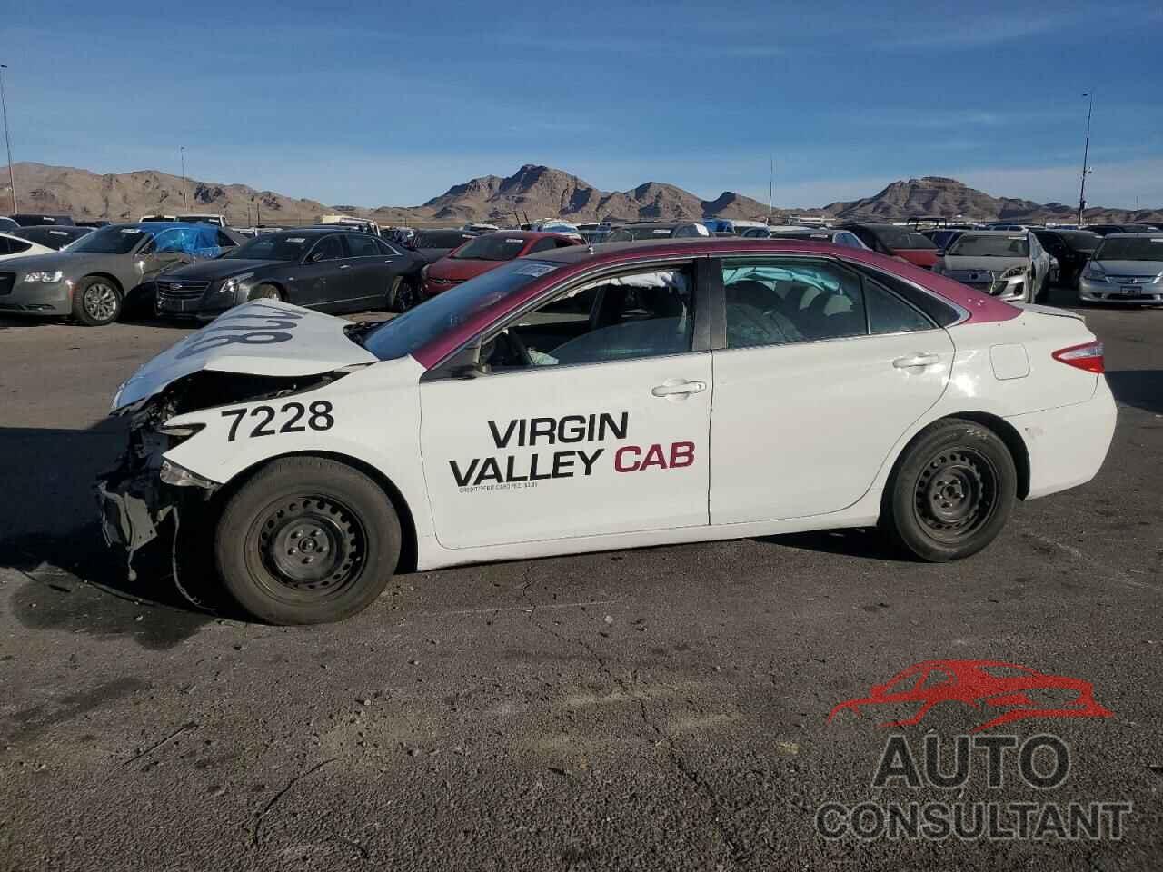 TOYOTA CAMRY 2016 - 4T4BF1FK1GR557882