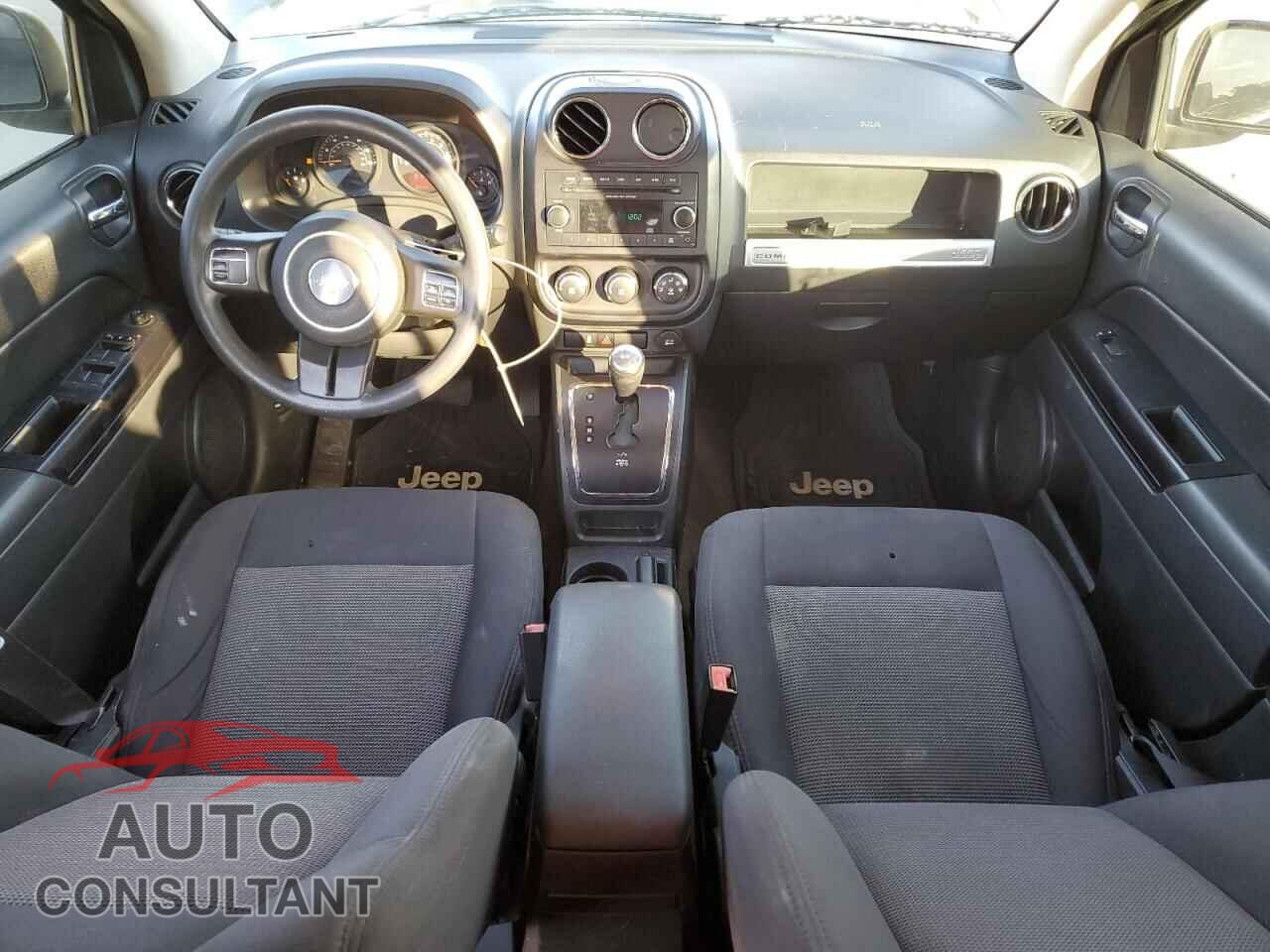 JEEP COMPASS 2015 - 1C4NJCBAXFD313603