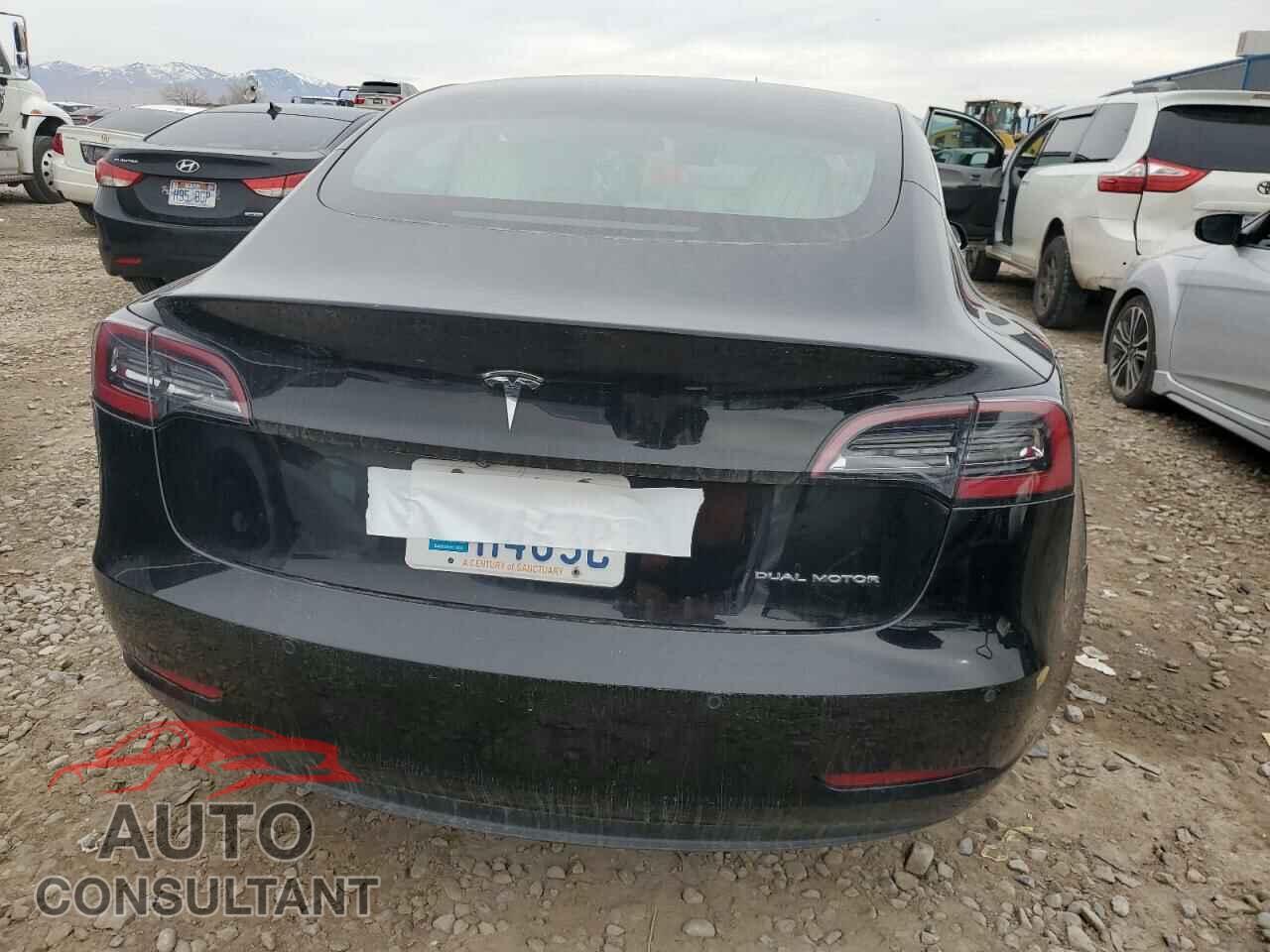TESLA MODEL 3 2018 - 5YJ3E1EB7JF148633