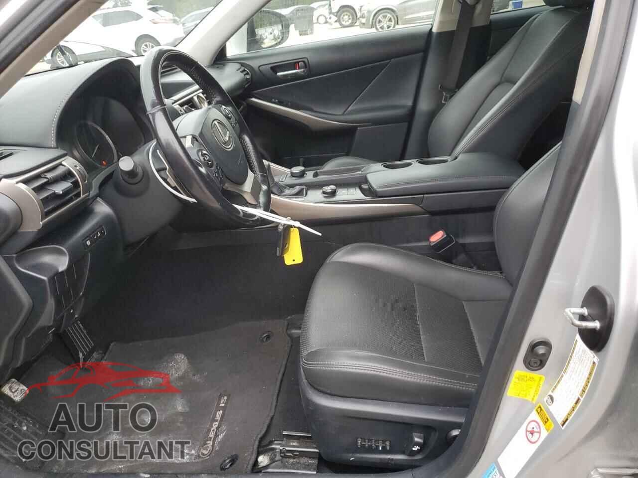 LEXUS IS 2016 - JTHBA1D26G5020370