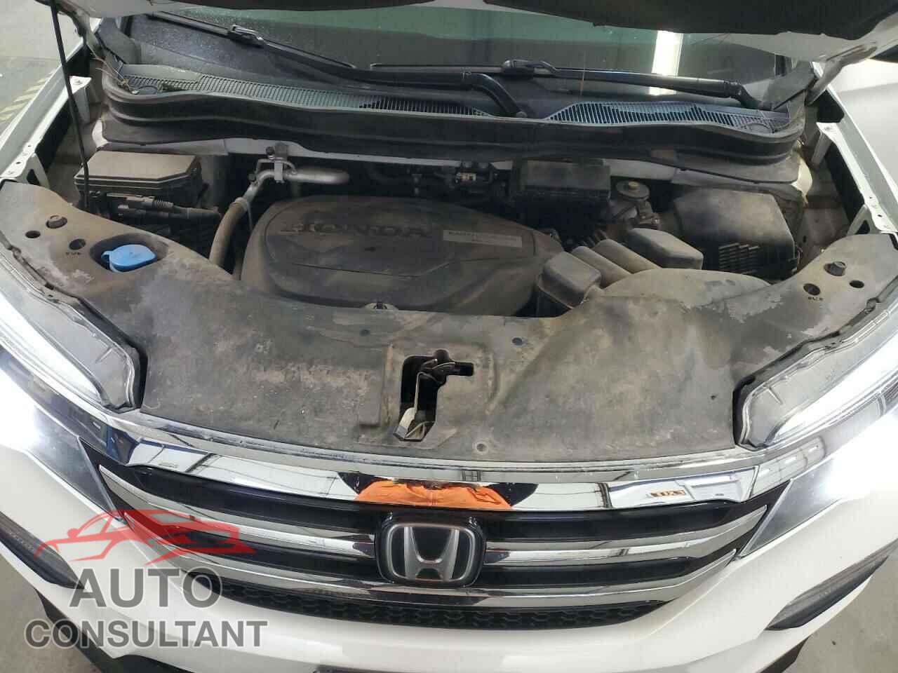 HONDA PILOT 2017 - 5FNYF6H06HB050049