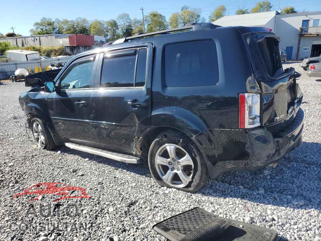 HONDA PILOT 2013 - 5FNYF4H69DB011149