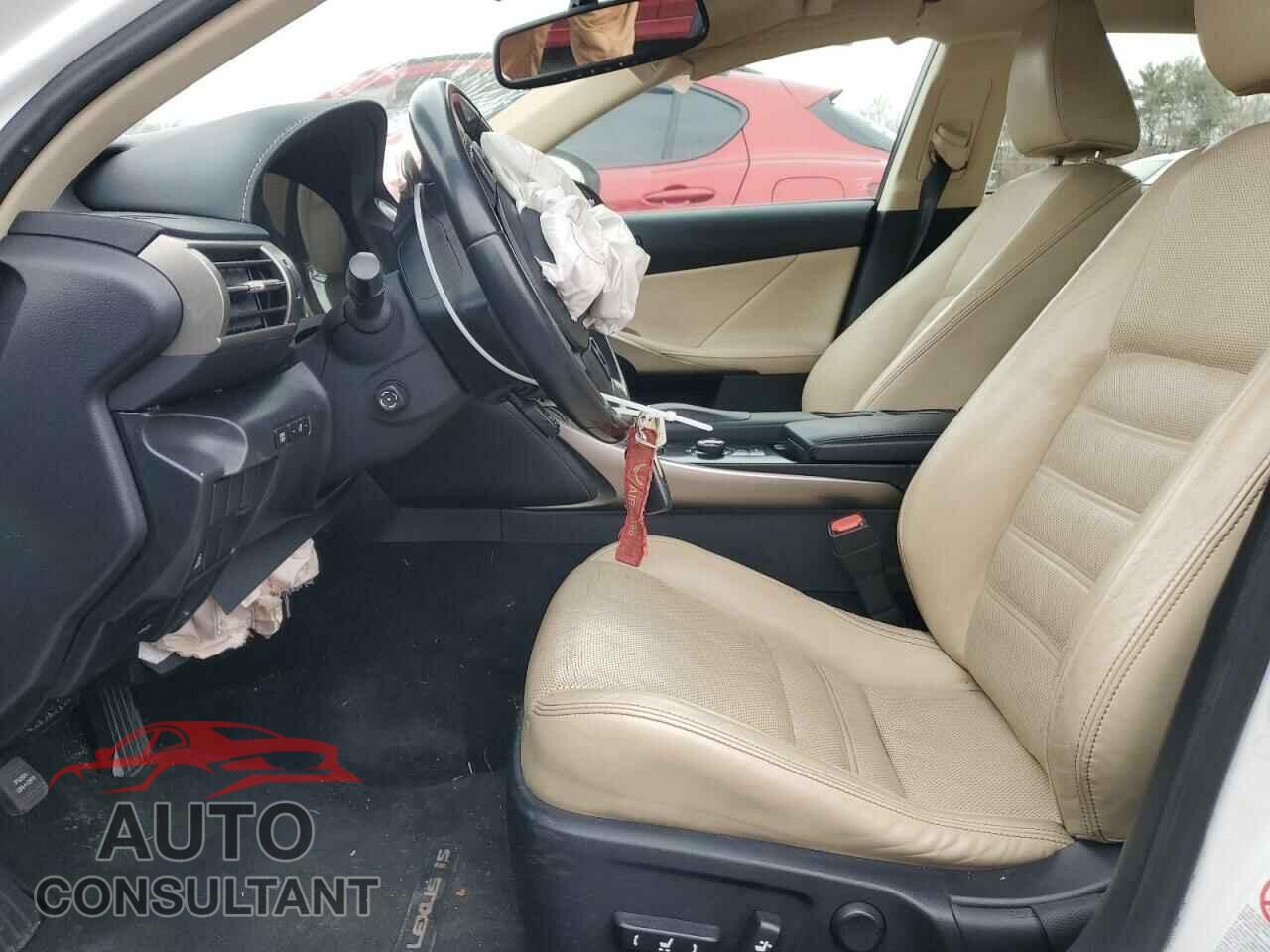 LEXUS IS 2014 - JTHCE1D25E5000956