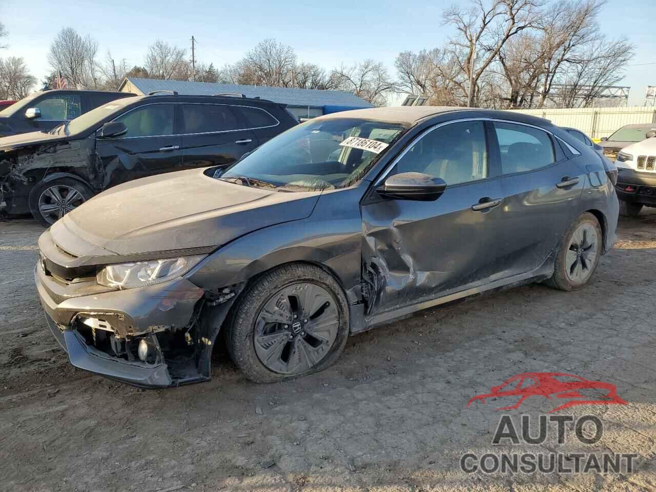HONDA CIVIC 2019 - SHHFK7H68KU225775