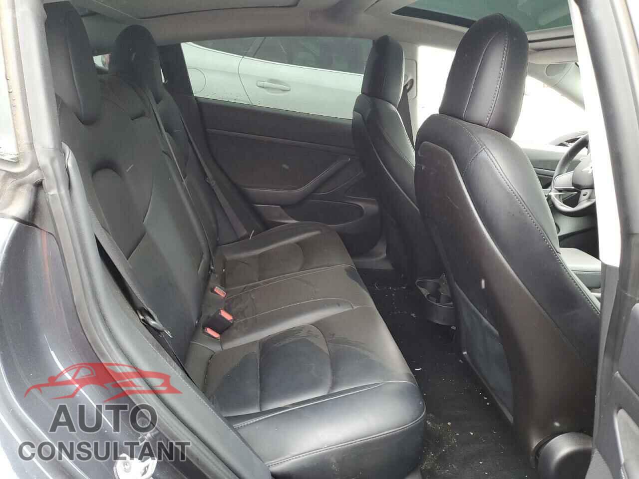 TESLA MODEL 3 2020 - 5YJ3E1EA7LF495924