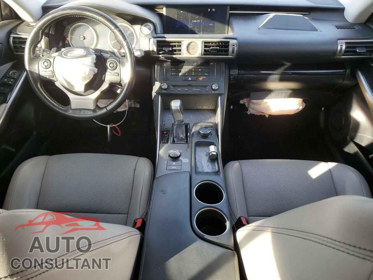 LEXUS IS 2016 - JTHBA1D22G5018650