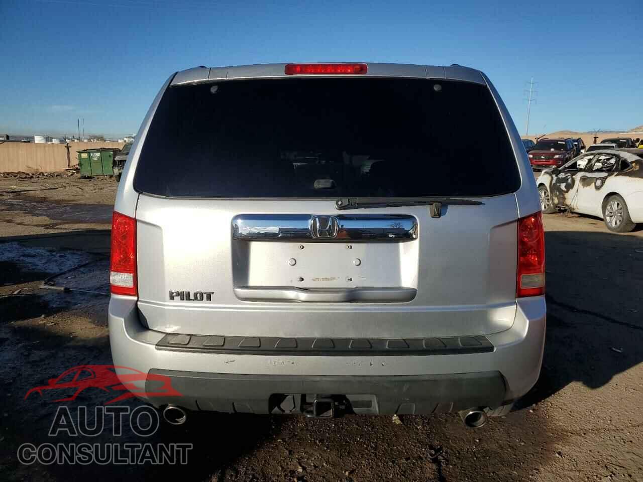 HONDA PILOT 2011 - 5FNYF3H46BB012619