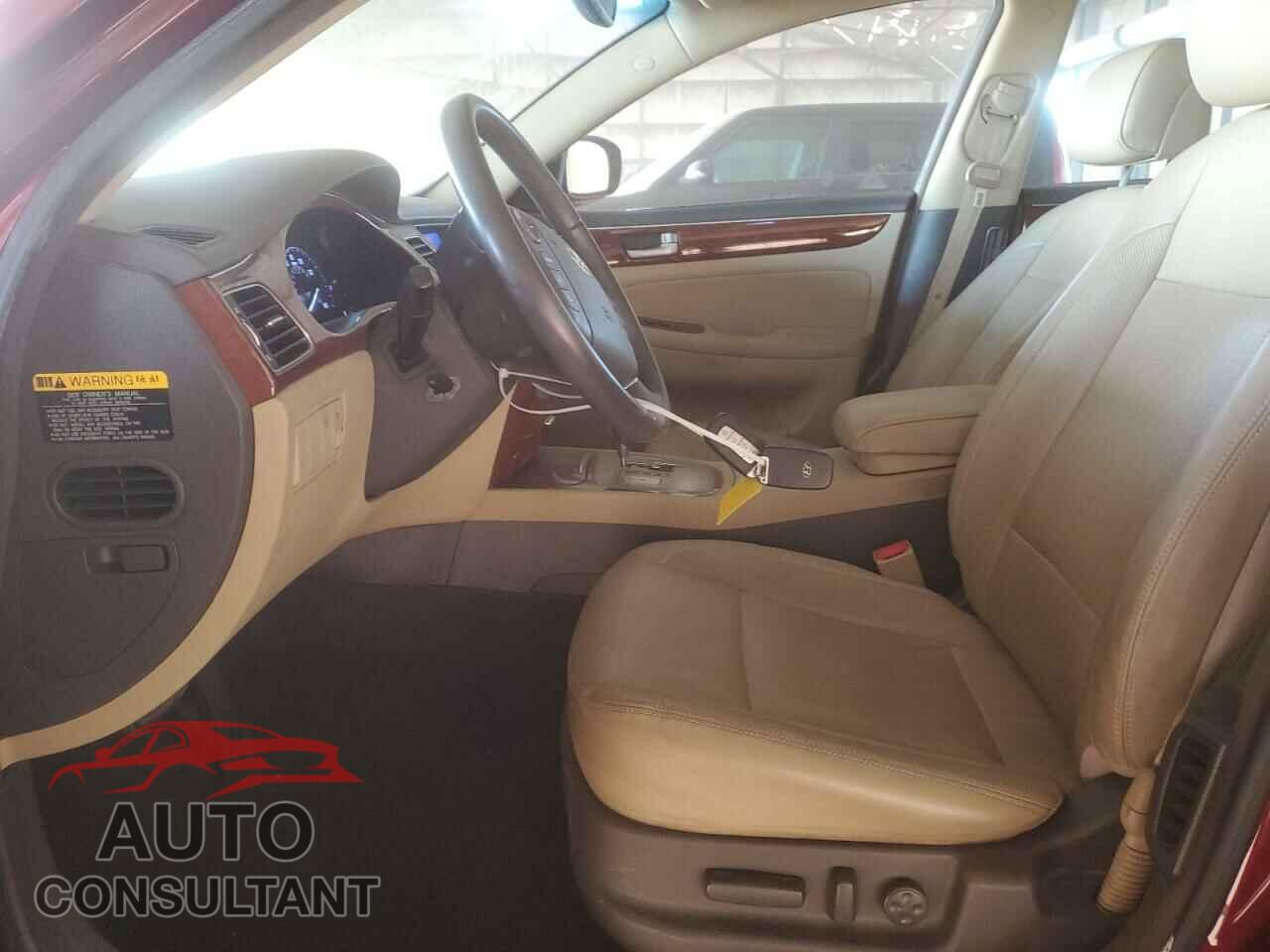 HYUNDAI GENESIS 2013 - KMHGC4DD0DU227130