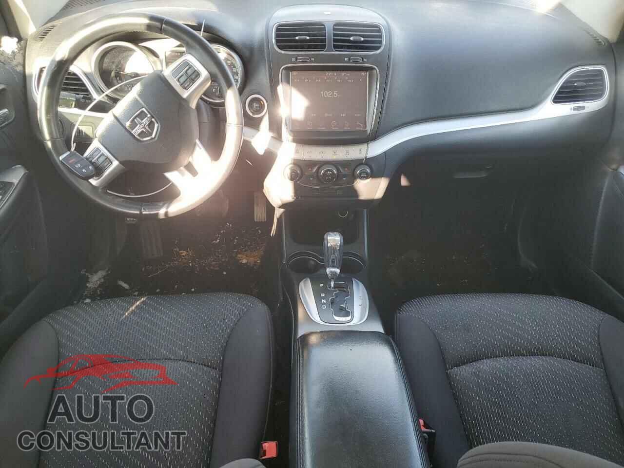 DODGE JOURNEY 2013 - 3C4PDCCG8DT569720