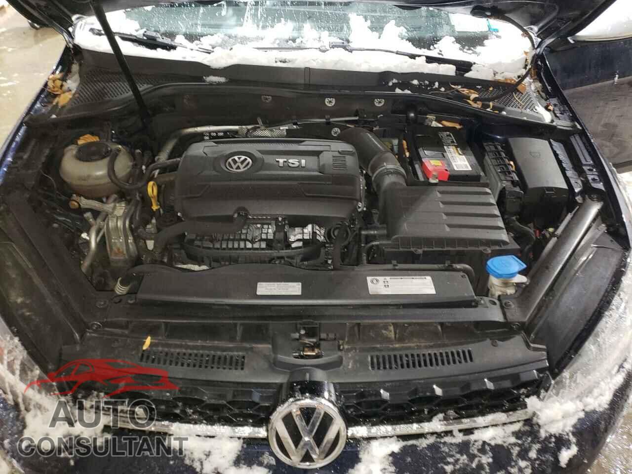 VOLKSWAGEN GOLF 2018 - 3VWH17AU6JM762030