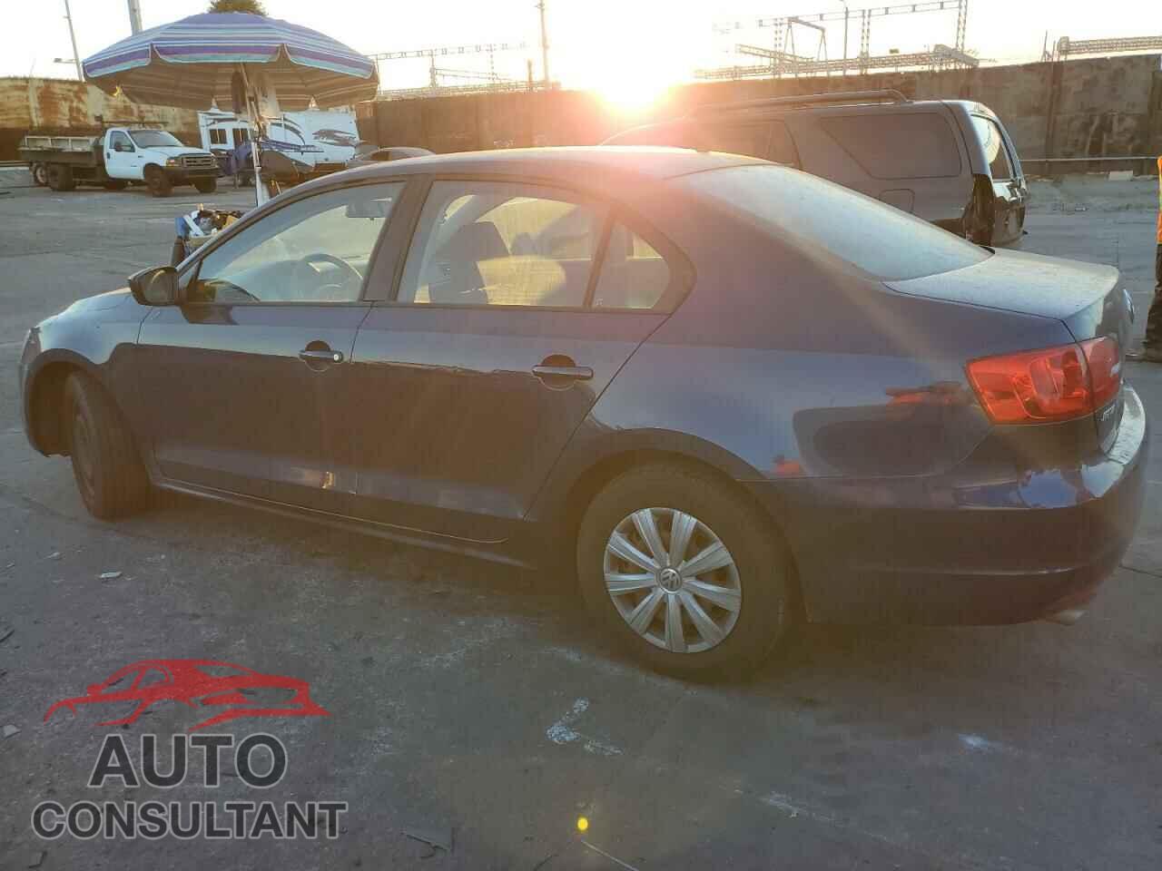 VOLKSWAGEN JETTA 2014 - 3VW2K7AJ6EM239606