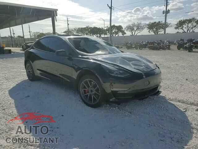 TESLA MODEL 3 2021 - 5YJ3E1EA2MF048564