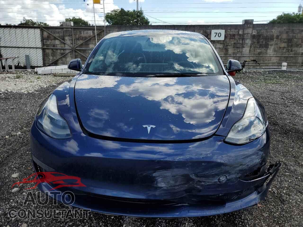 TESLA MODEL 3 2022 - 5YJ3E1EA5NF190859