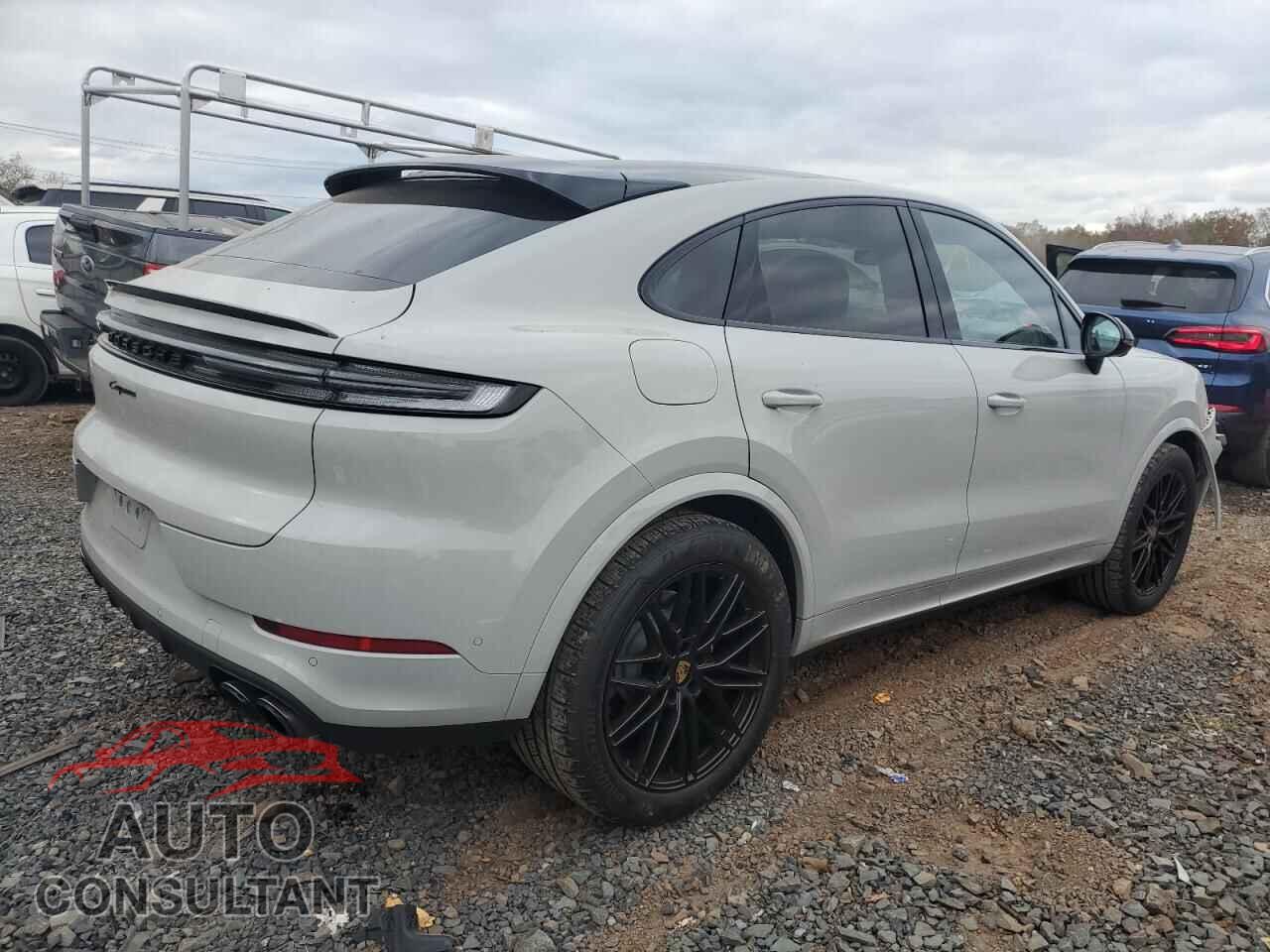 PORSCHE CAYENNE 2024 - WP1BA2AY3RDA52913