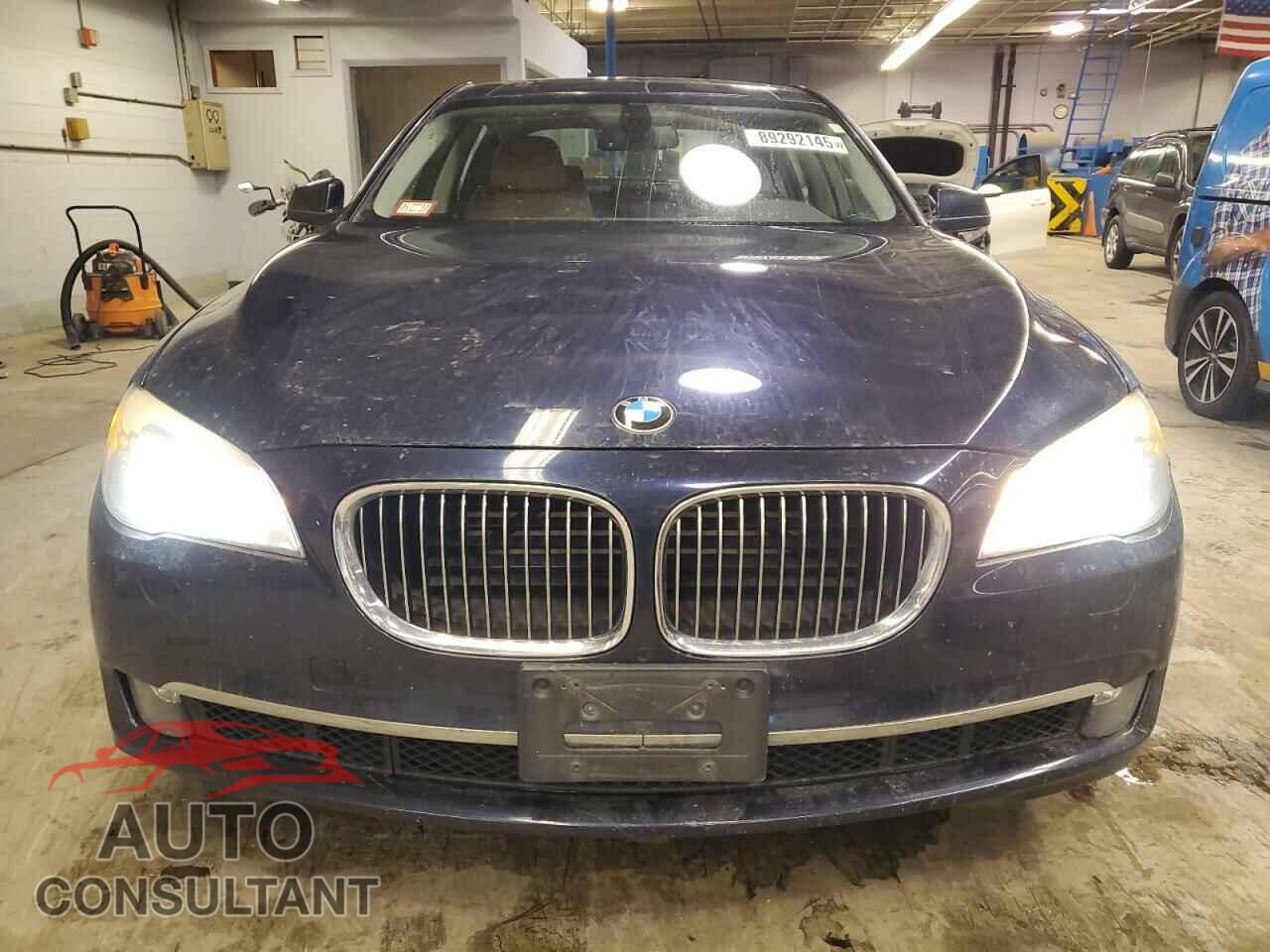 BMW 7 SERIES 2011 - WBAKC8C57BC432489