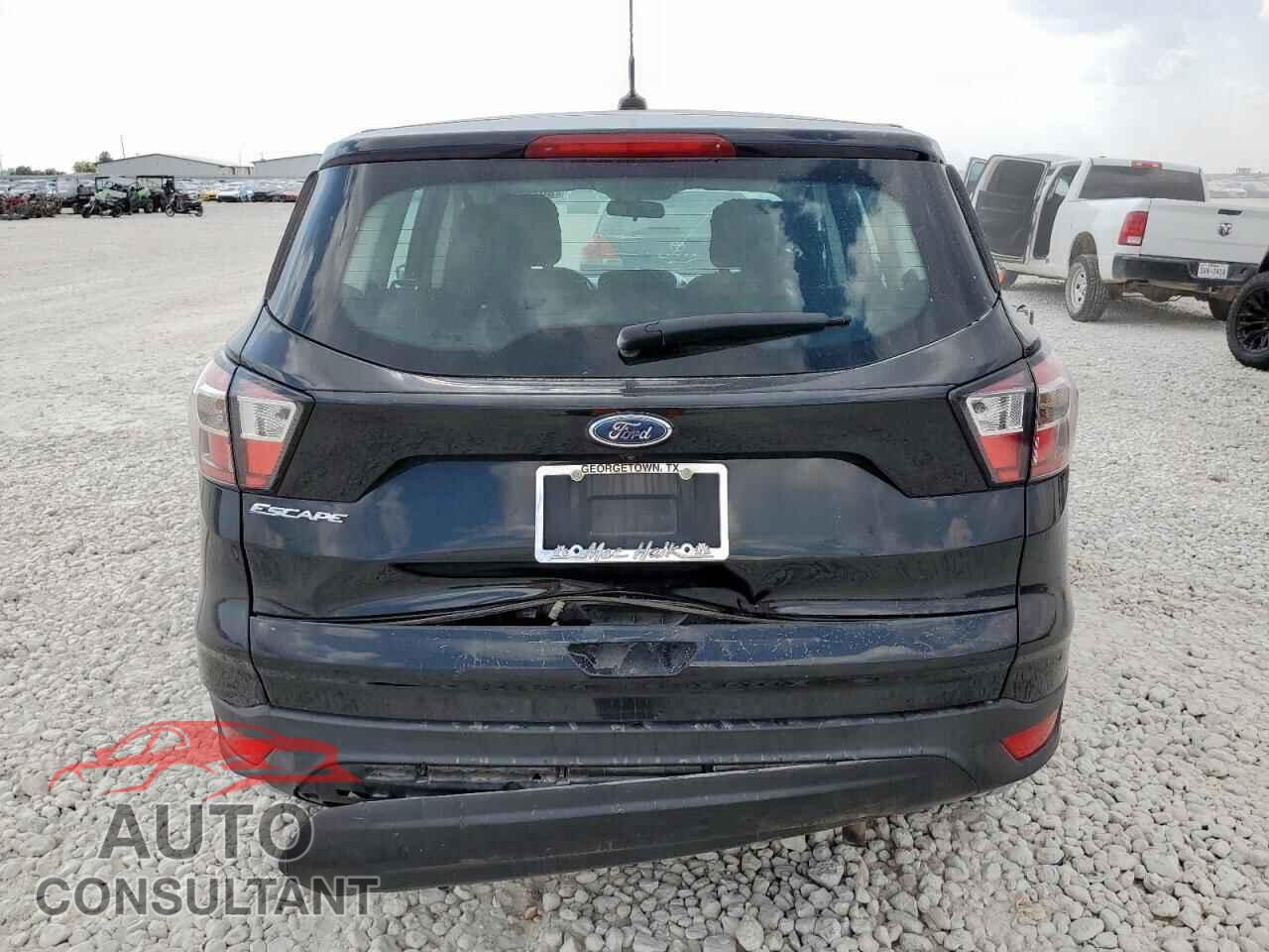 FORD ESCAPE 2017 - 1FMCU0F73HUE07333