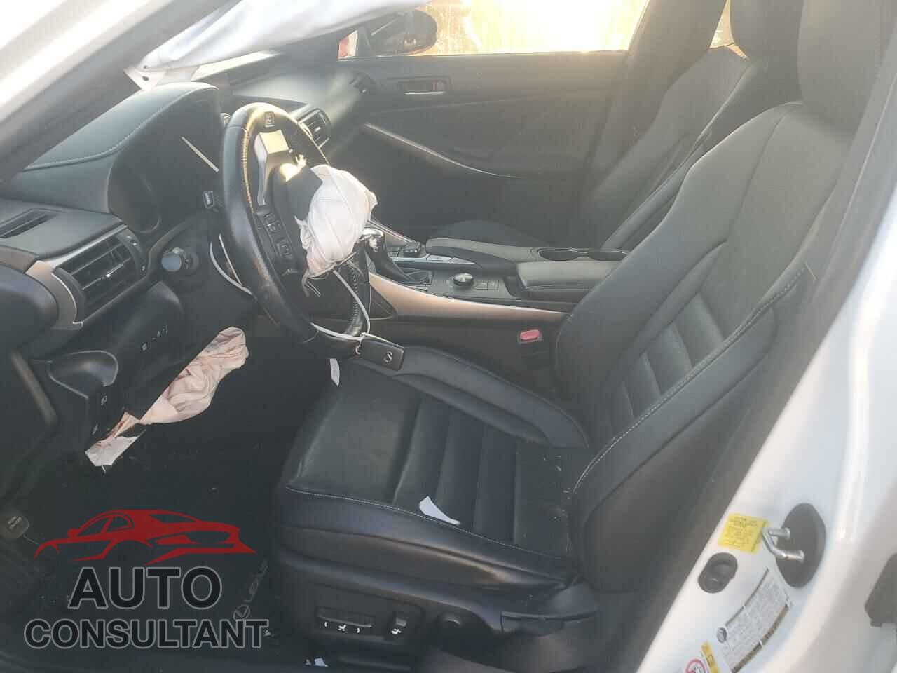 LEXUS IS 2017 - JTHBE1D26H5031374
