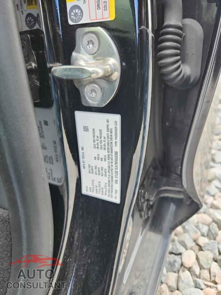 TESLA MODEL 3 2024 - 5YJ3E1EA7RF834366