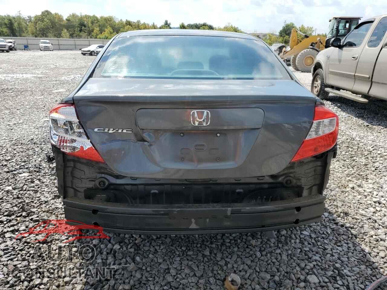 HONDA CIVIC 2012 - 2HGFB2F83CH501964