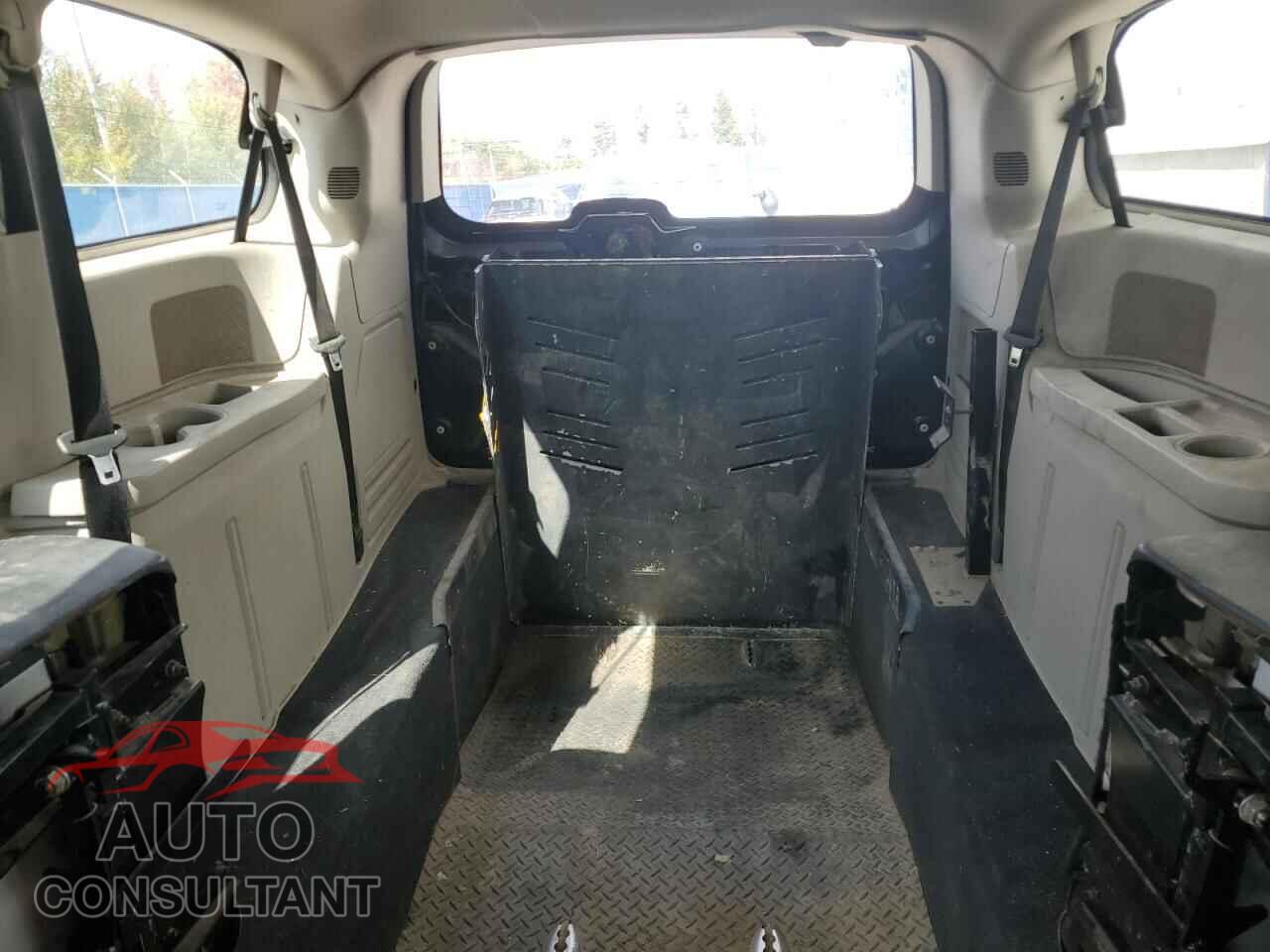 DODGE CARAVAN 2011 - 2D4RN4DG8BR652528