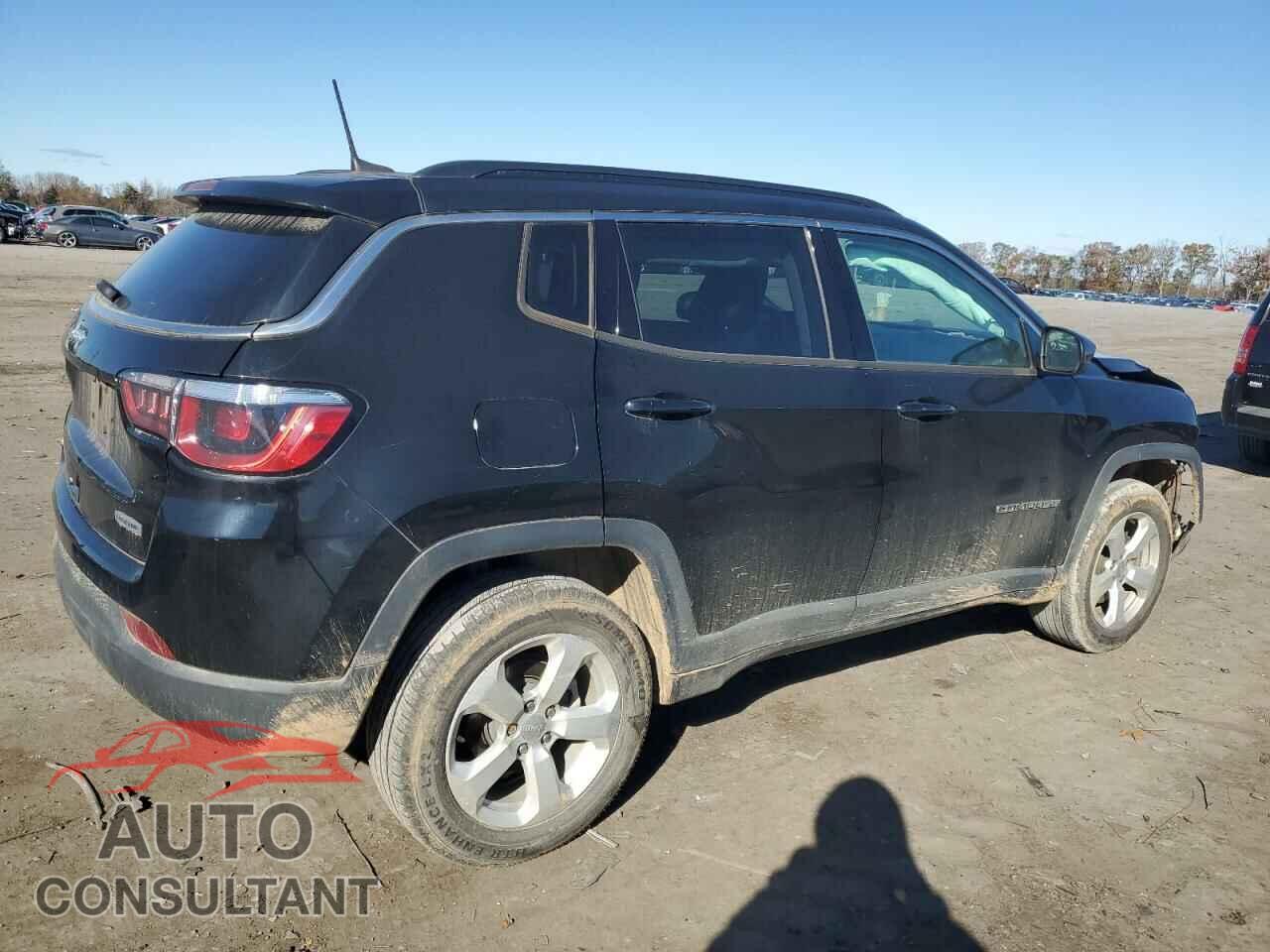 JEEP COMPASS 2018 - 3C4NJDBB0JT484216