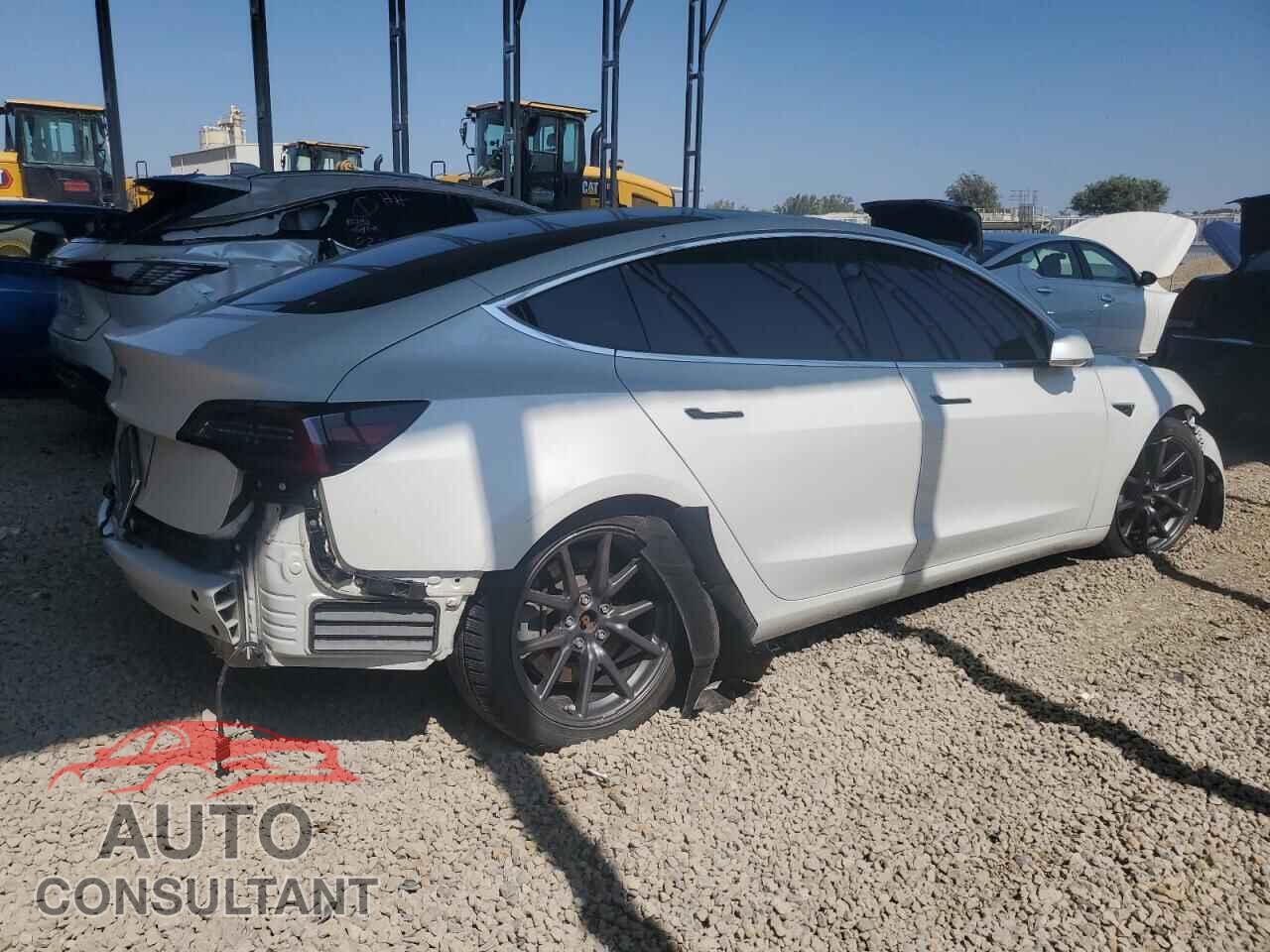 TESLA MODEL 3 2019 - 5YJ3E1EA3KF299901