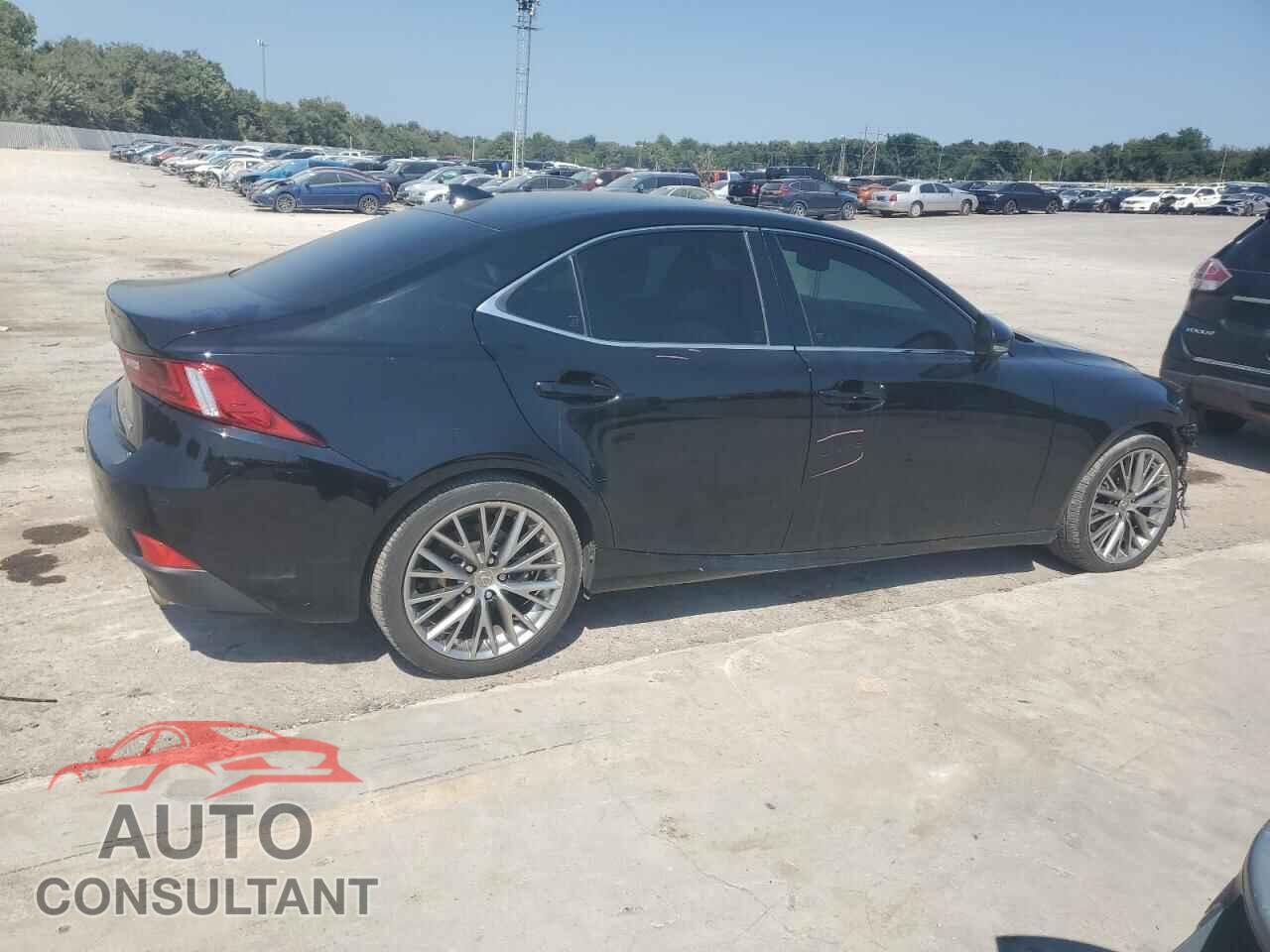 LEXUS IS 2015 - JTHCF1D24F5018718