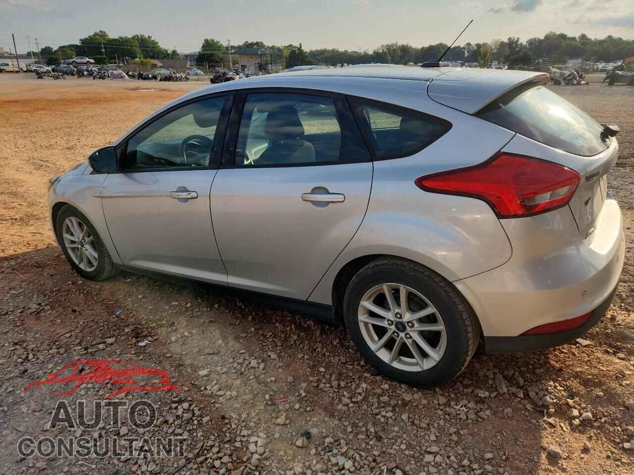 FORD FOCUS 2015 - 1FADP3K26FL350680