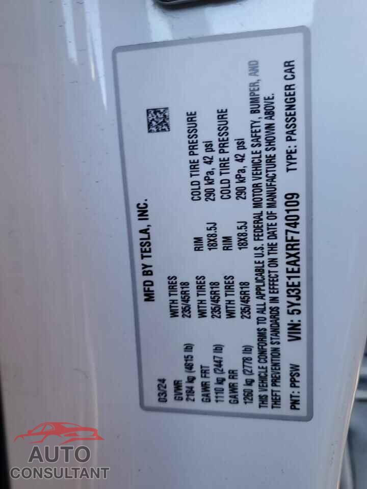 TESLA MODEL 3 2024 - 5YJ3E1EAXRF740109