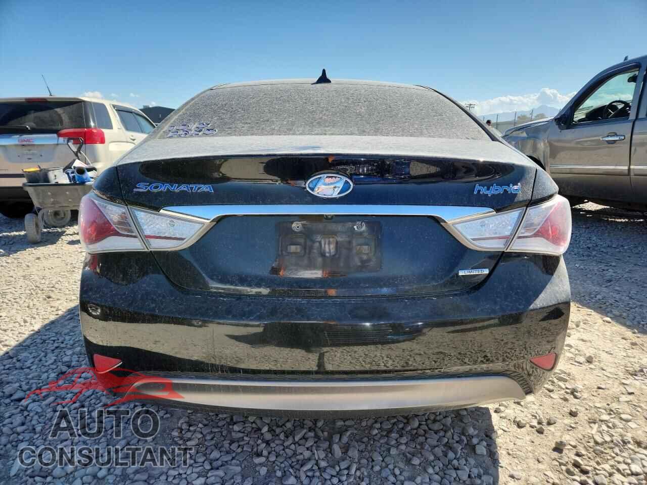 HYUNDAI SONATA 2013 - KMHEC4A47DA100646