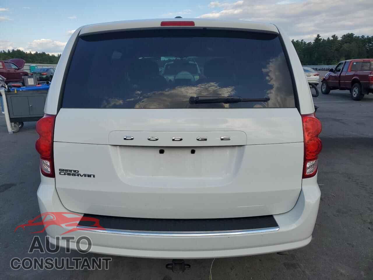 DODGE CARAVAN 2014 - 2C4RDGBG1ER474311