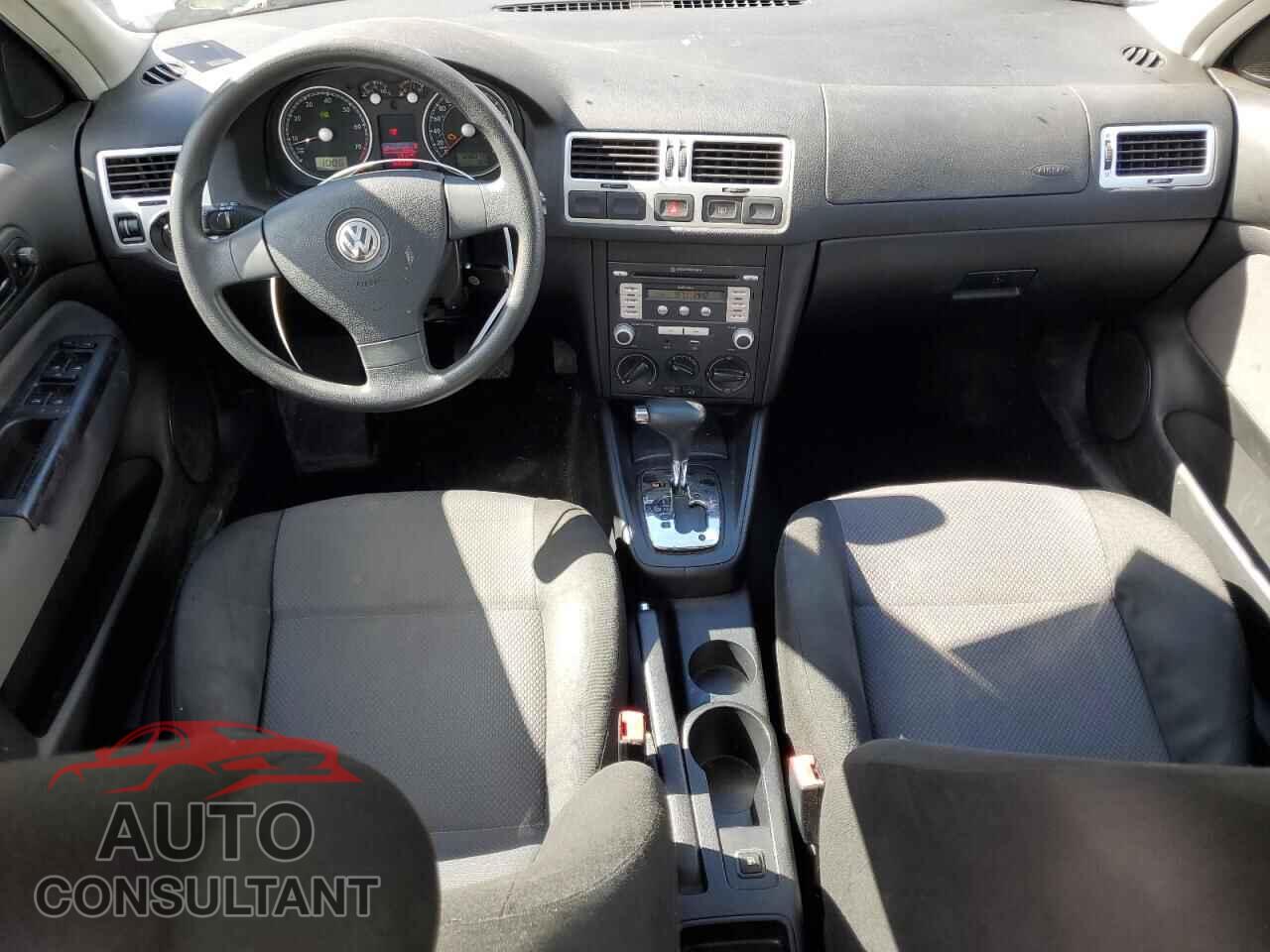 VOLKSWAGEN JETTA 2009 - 3VWTK49M49M610480