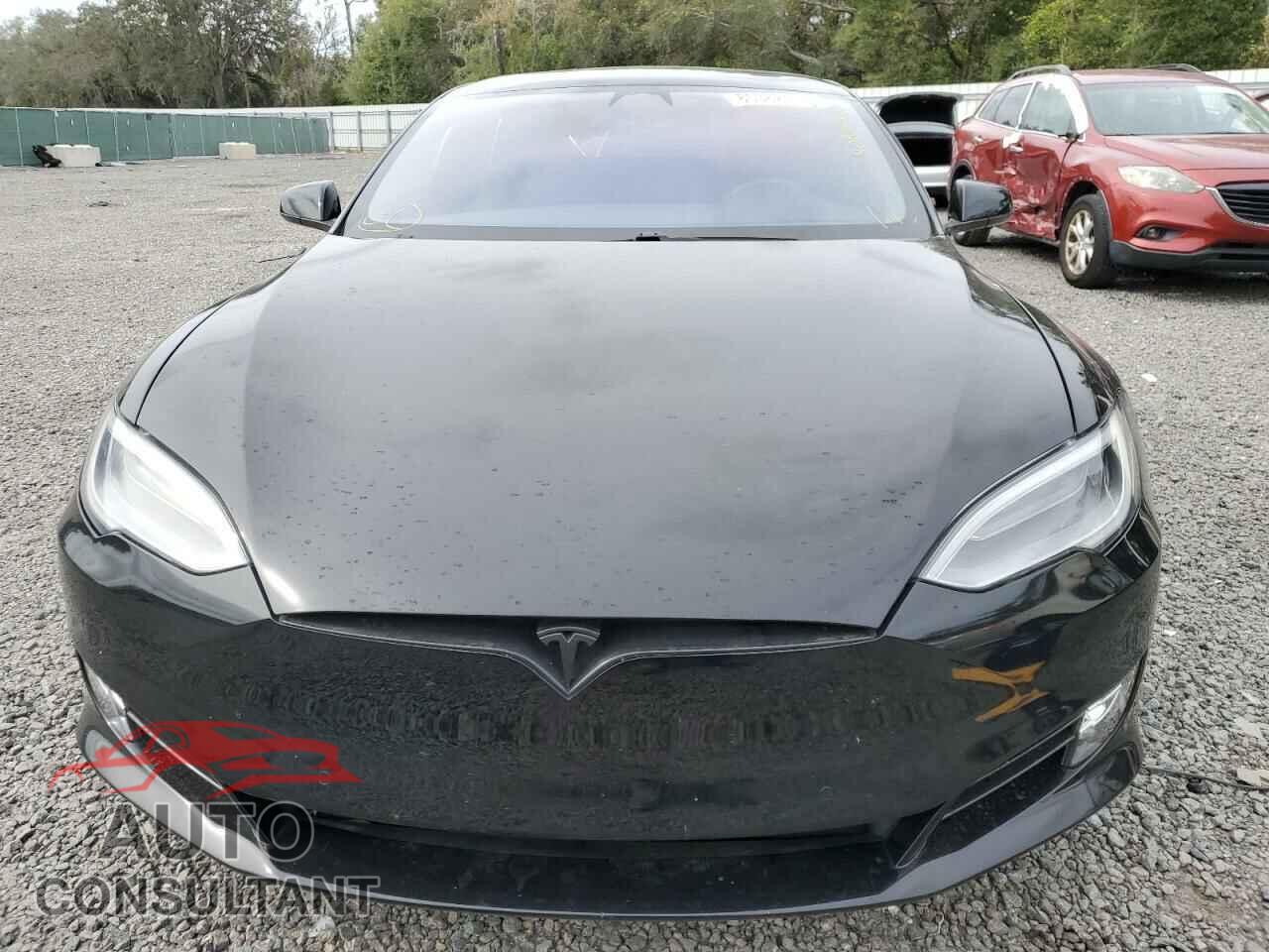 TESLA MODEL S 2020 - 5YJSA1E27LF358935
