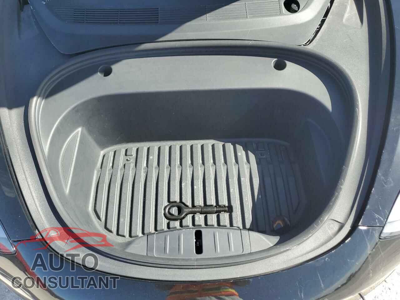 TESLA MODEL 3 2021 - 5YJ3E1EA4MF085616
