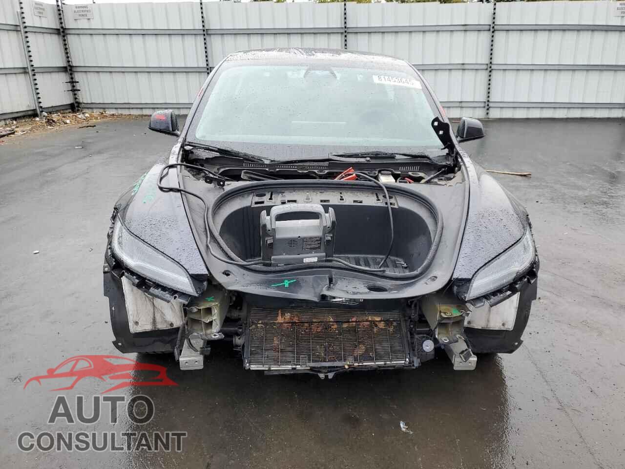 TESLA MODEL 3 2024 - 5YJ3E1EA0RF771045