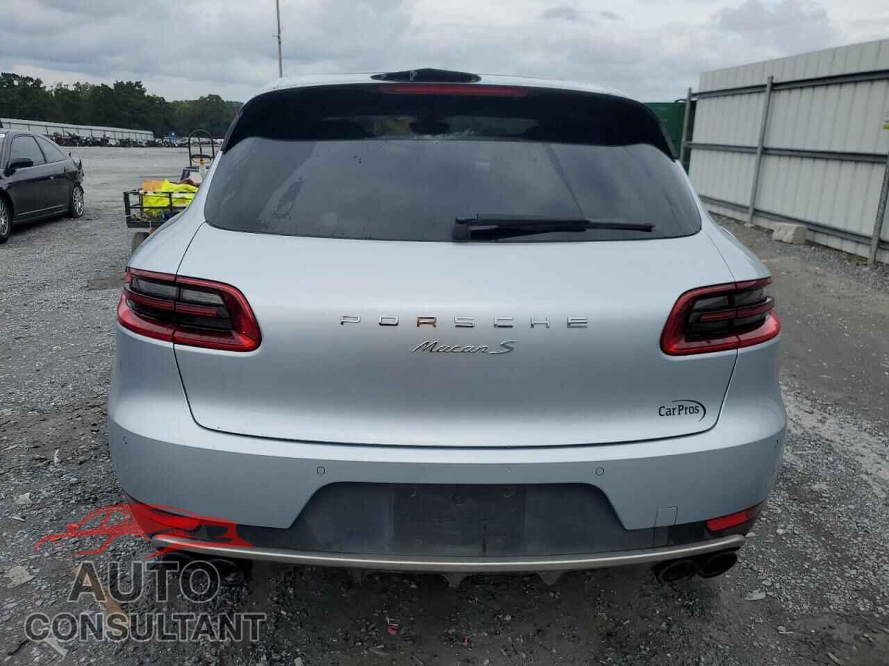 PORSCHE MACAN 2016 - WP1AB2A53GLB47733
