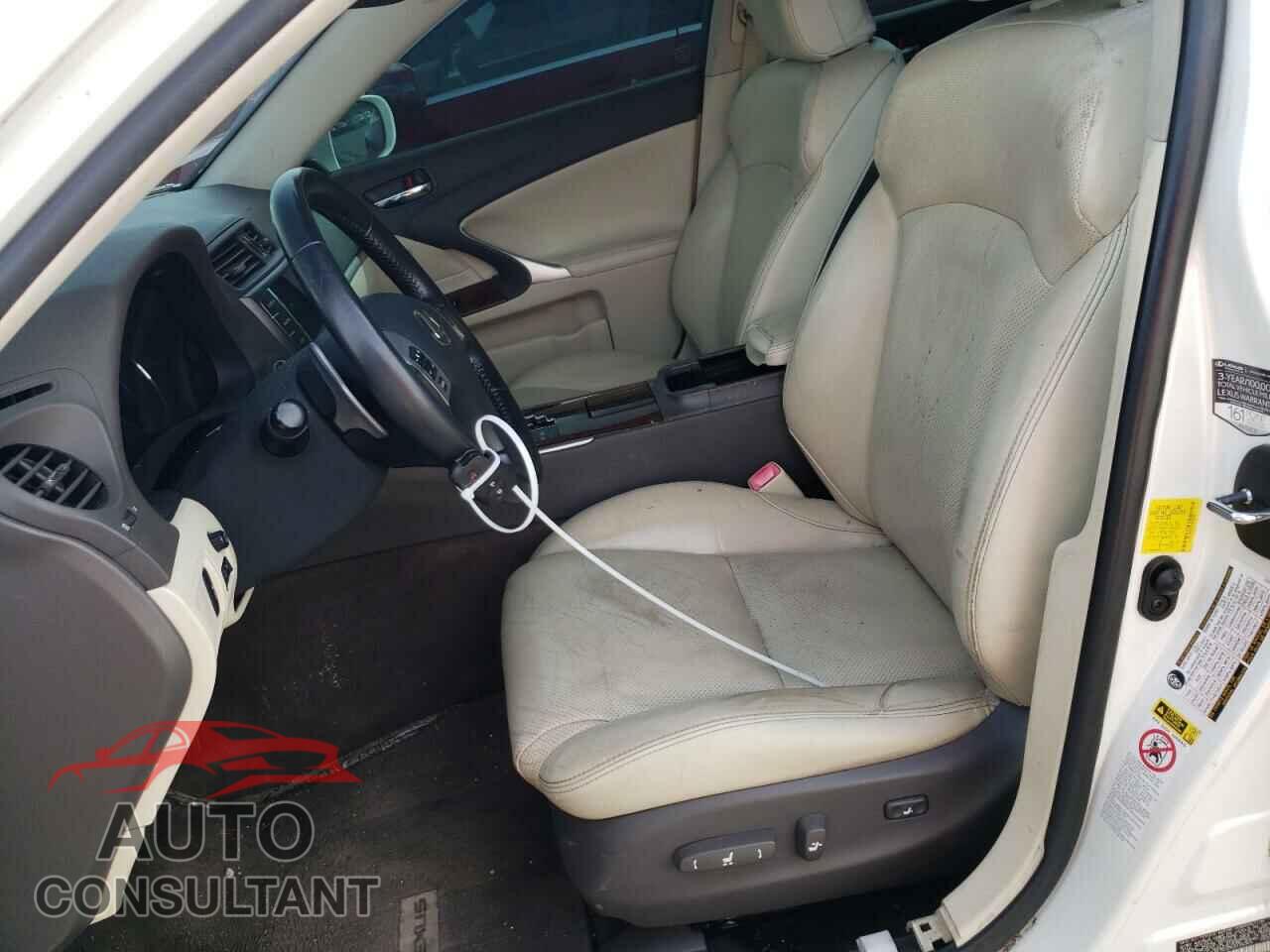 LEXUS IS 2012 - JTHBF5C23C5169369