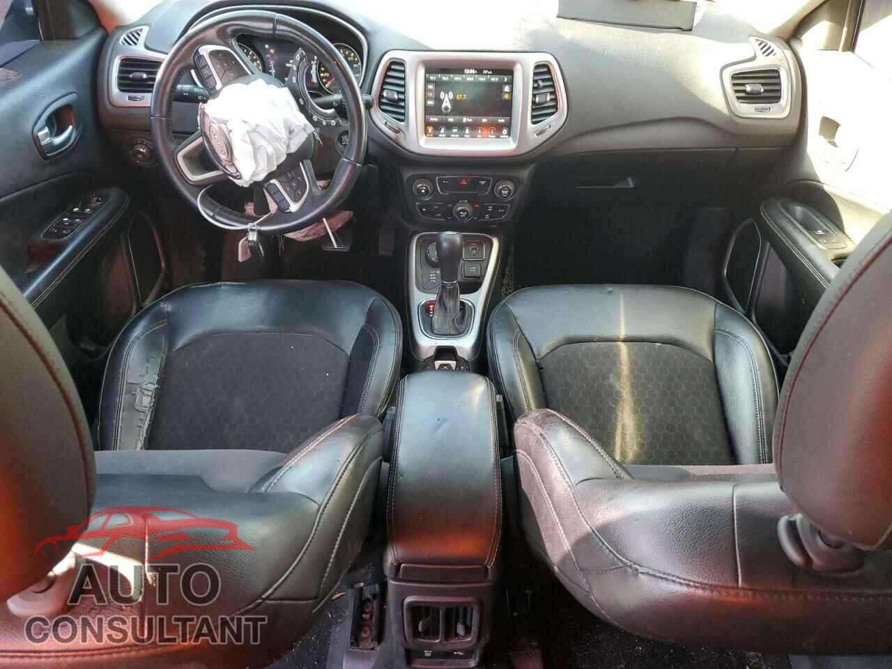 JEEP COMPASS 2017 - 3C4NJDBB7HT688490