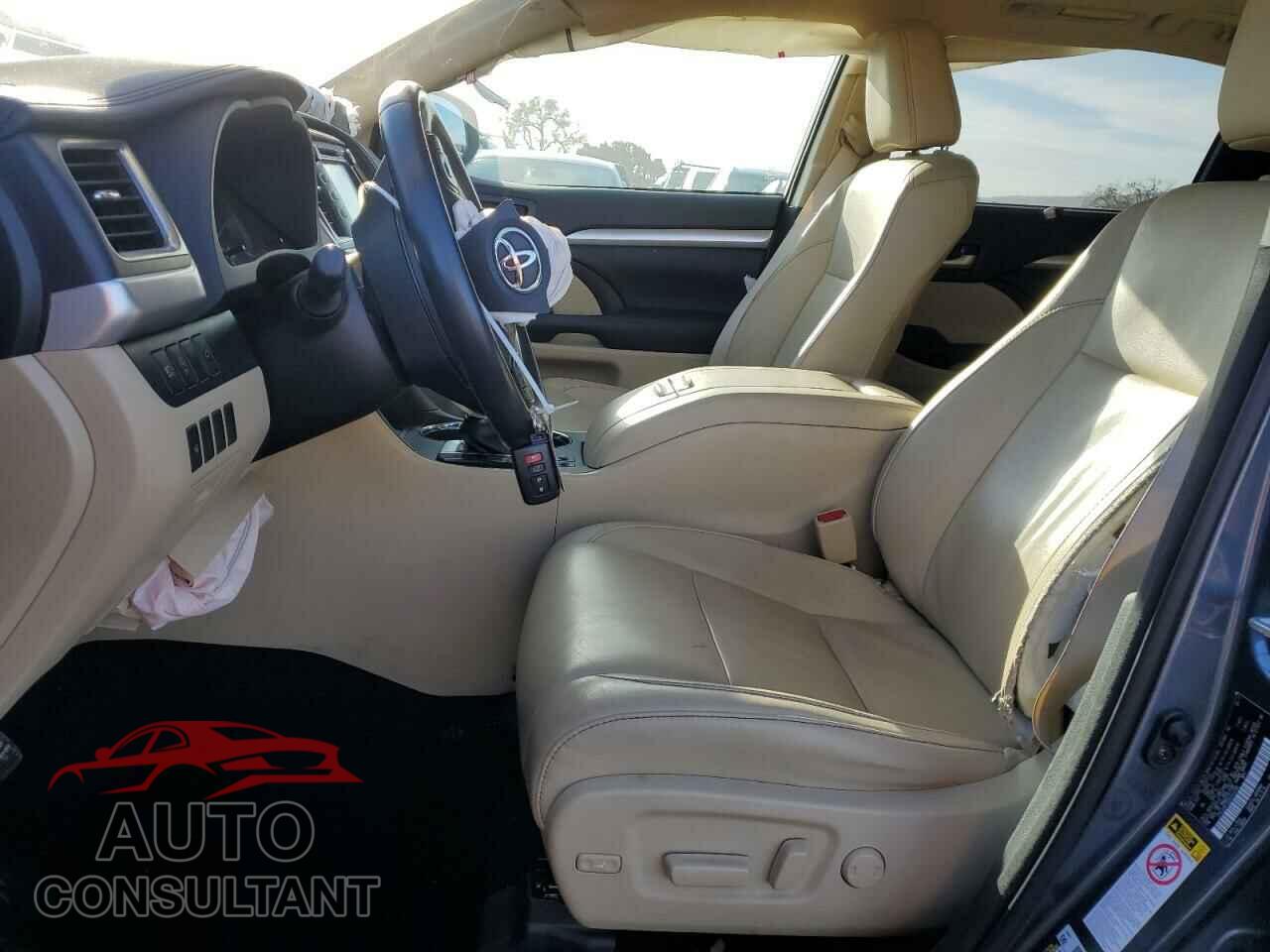 TOYOTA HIGHLANDER 2017 - 5TDJZRFH2HS444792