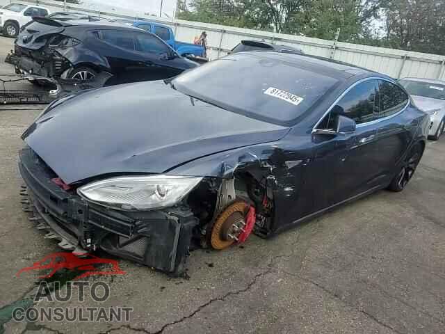 TESLA MODEL S 2014 - 5YJSA1H24EFP66713