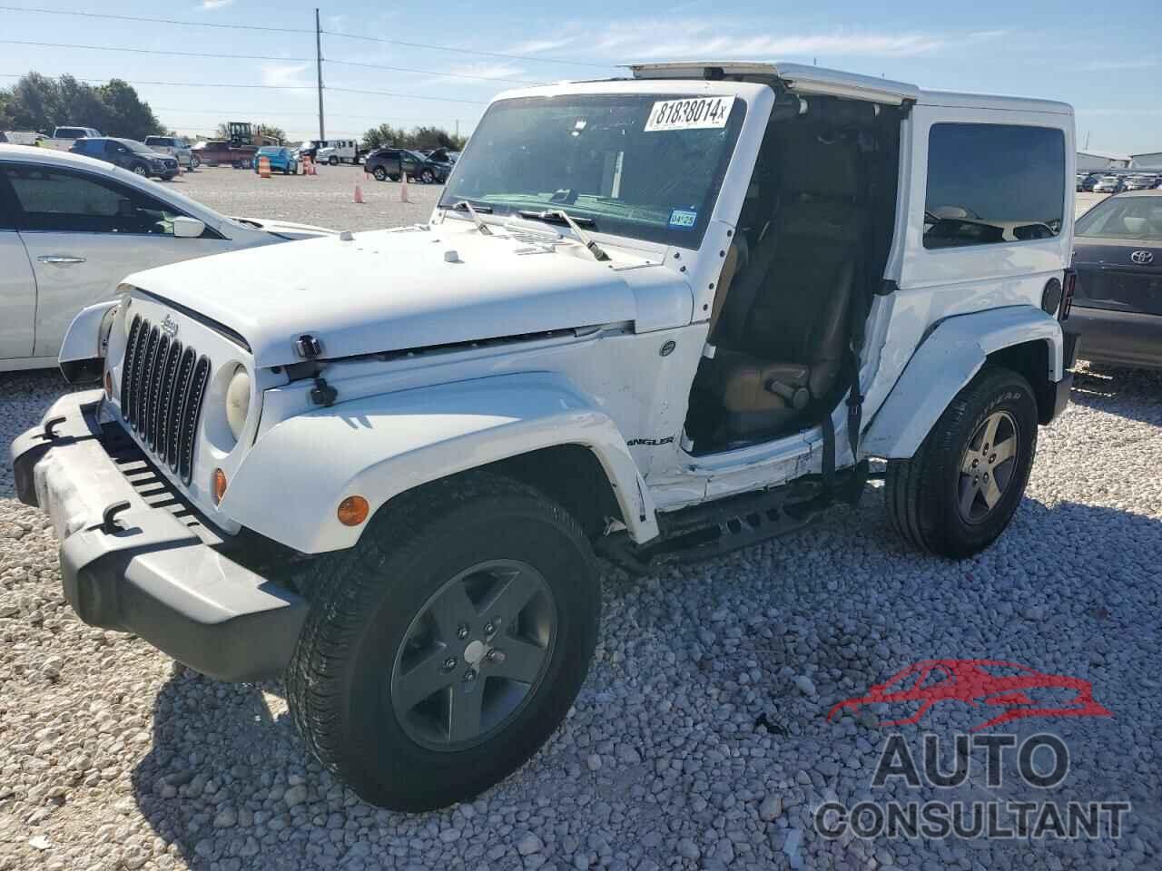 JEEP WRANGLER 2011 - 1J4AA2D12BL633952