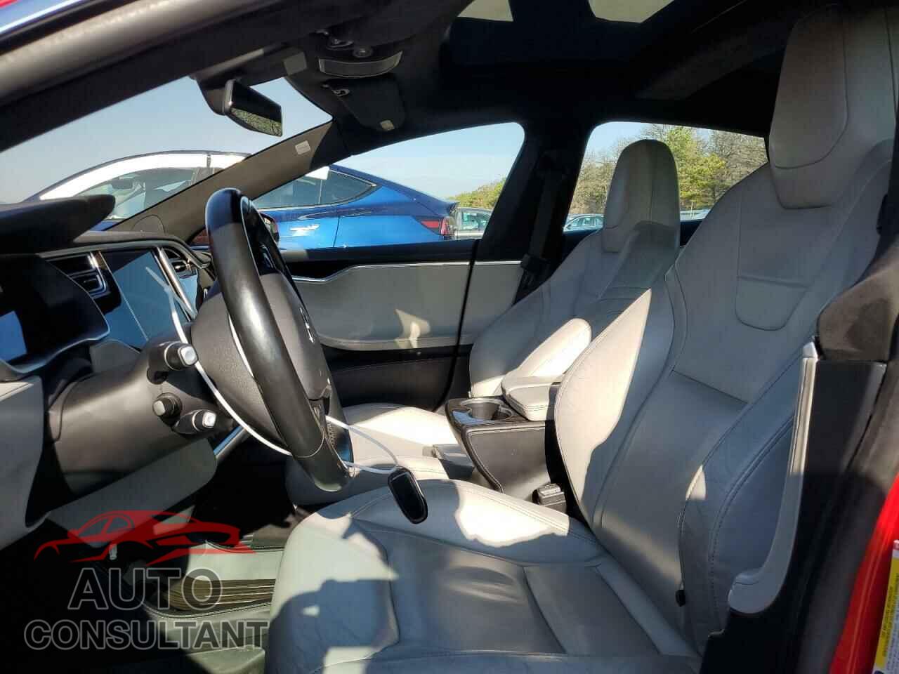 TESLA MODEL S 2015 - 5YJSA1E29FF118418