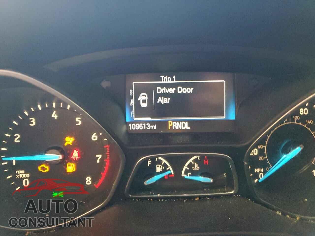 FORD FOCUS 2017 - 1FADP3E25HL308113