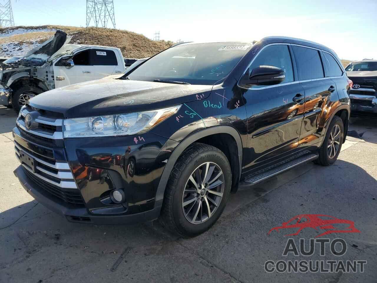 TOYOTA HIGHLANDER 2018 - 5TDJZRFH7JS495940