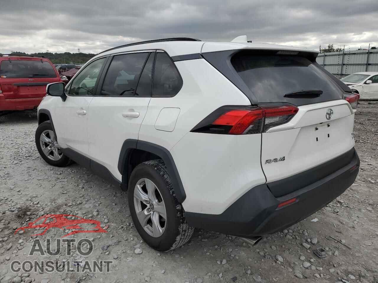 TOYOTA RAV4 2019 - JTMP1RFV0KD039492