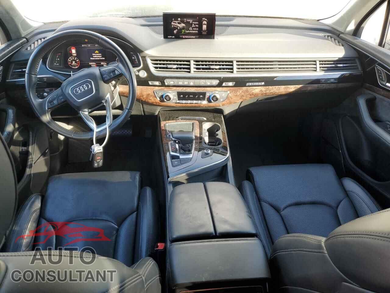 AUDI Q7 2018 - WA1VABF74JD016824