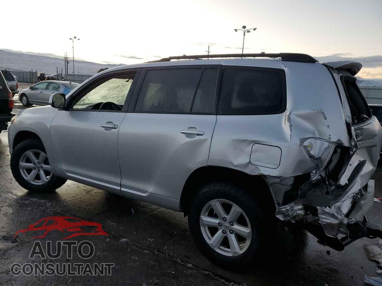 TOYOTA HIGHLANDER 2010 - 5TDBK3EH2AS028951