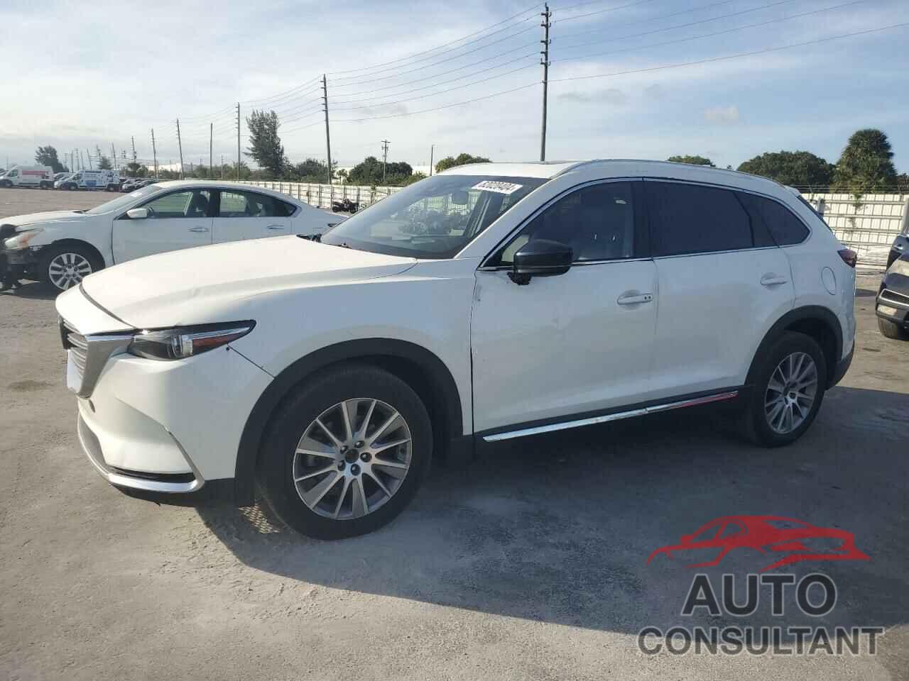 MAZDA CX-9 2018 - JM3TCBDYXJ0200361