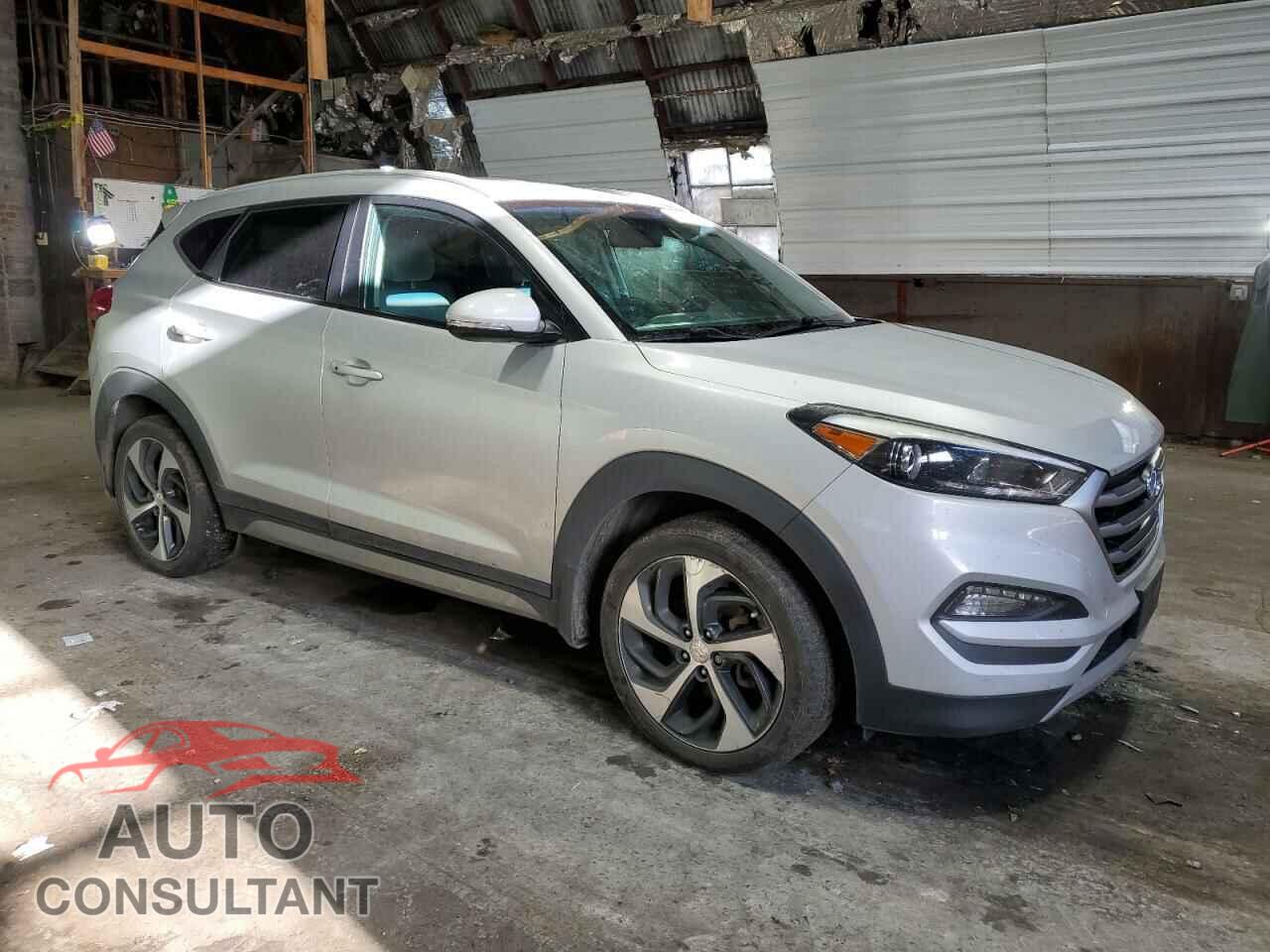 HYUNDAI TUCSON 2017 - KM8J3CA29HU299467